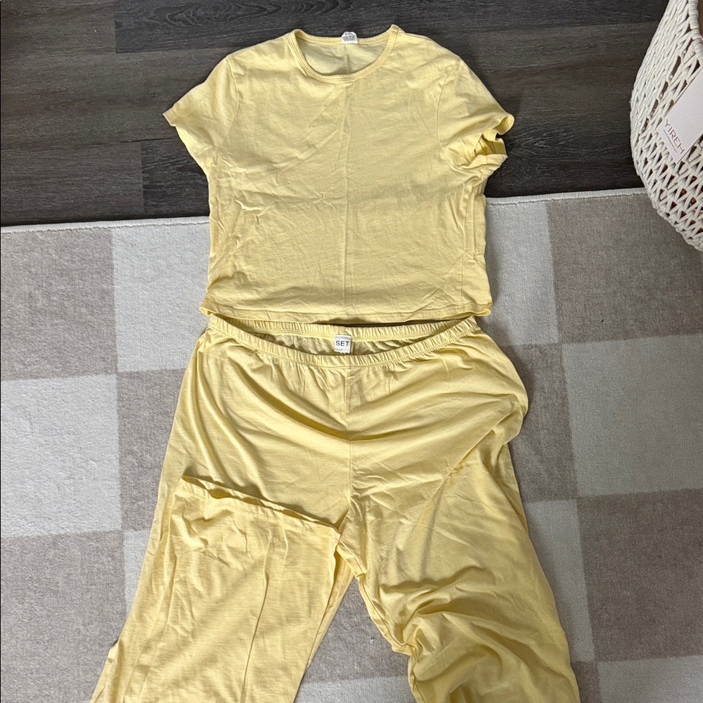 SET Active Two-Piece Lounge/PJ Set